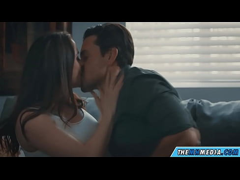 ❤️ 浪漫的性爱,有一个好的胸脯的妈妈 Fucking video️❤